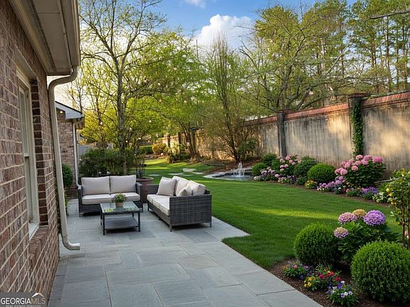 4th image of 250 Cleveland Rd APT 219