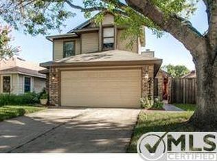 2115 Holly Hill Ln, Carrollton, TX 75007