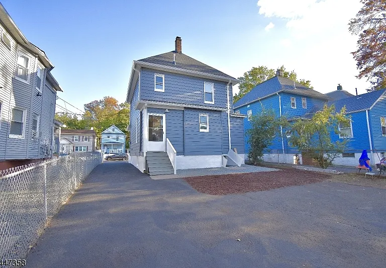 1222 W 3rd St — Photo 11