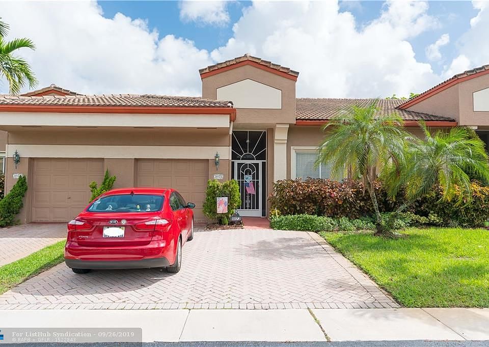 1st image of 10172 Lombardy Dr #10172