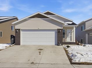 4522 18th St S, Moorhead, MN 56560