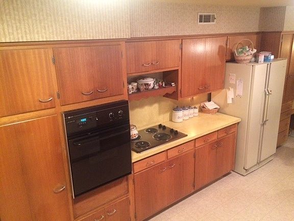 2nd image of 3117 Glencairn Dr