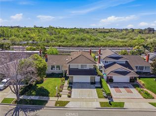 2021 Swan Dr, Costa Mesa, CA 92626