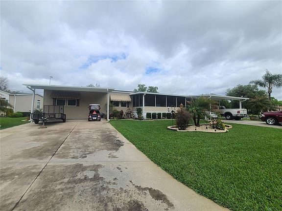 2nd image of 499 Forest Blvd