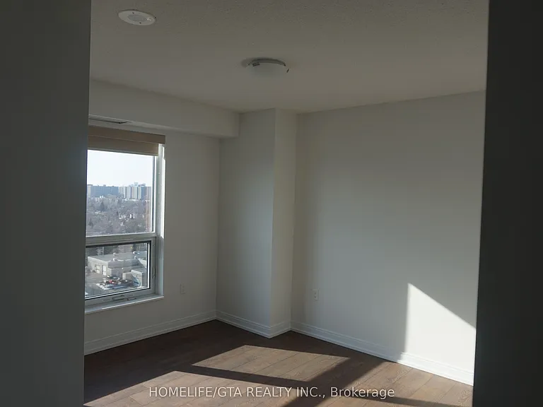 275 Village Green Sq #1522 — Photo 21