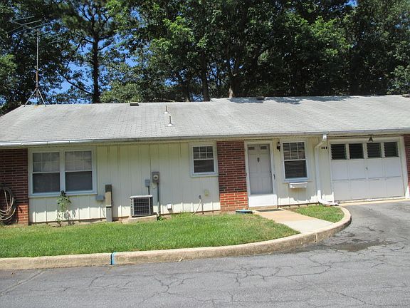 3rd image of 116B Buckingham Dr