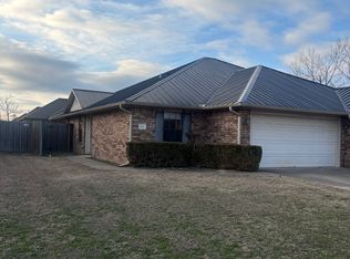 9102 S 15th St, Fort Smith, AR 72908