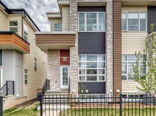 1530 W Bayside Ave SW #407, Airdrie, AB T4B4B5