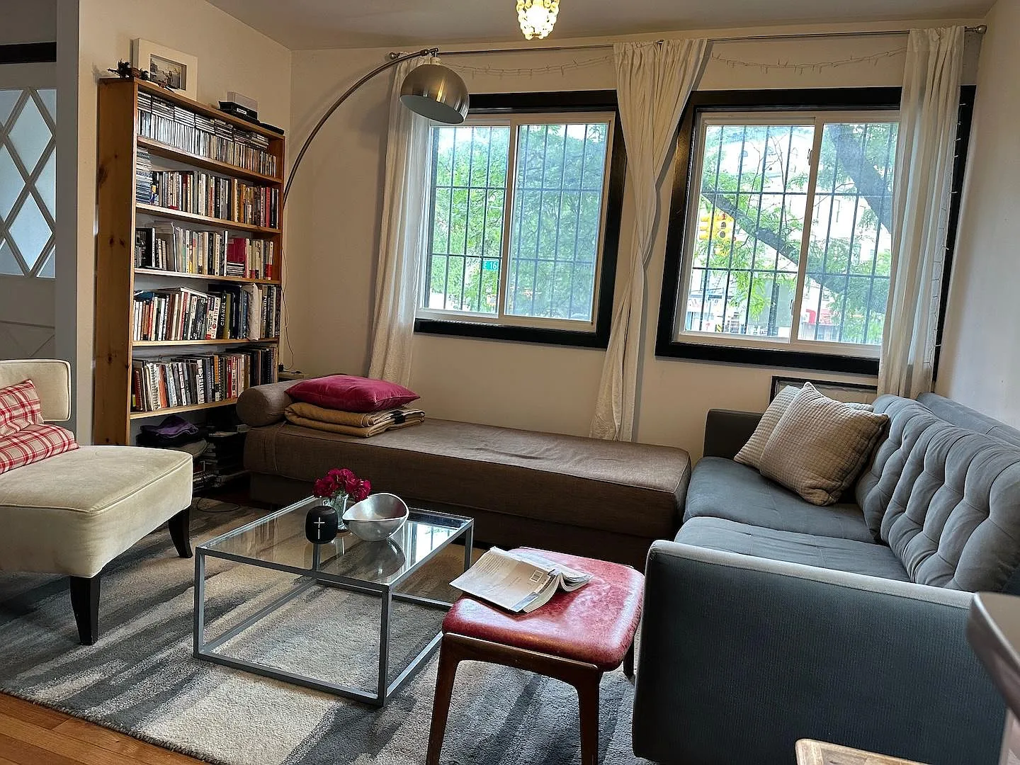 1 bed, 700 sqft, $2,580 — Photo 1