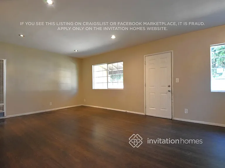 14249 Hoyt St — Photo 3