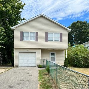 27 Gores Drive, Mastic, NY, 11950