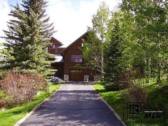 2nd image of 470 Blue Bell Ct