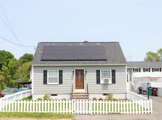 159 Dracut St, Lowell, MA 01854