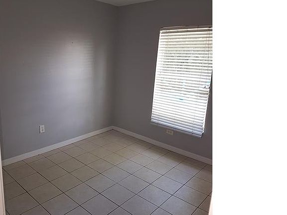 5th image of 3112 E Lake Ave