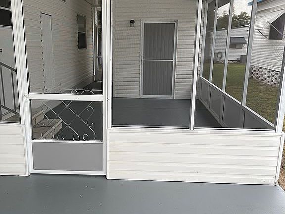 3rd image of 118 Susan Pl