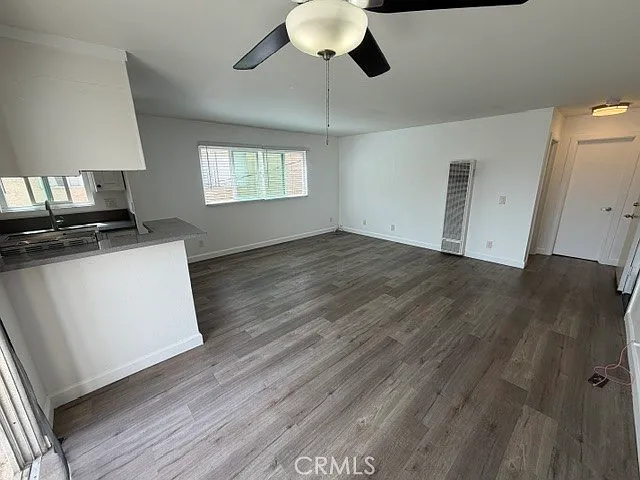 3135 E 4th St — Photo 5