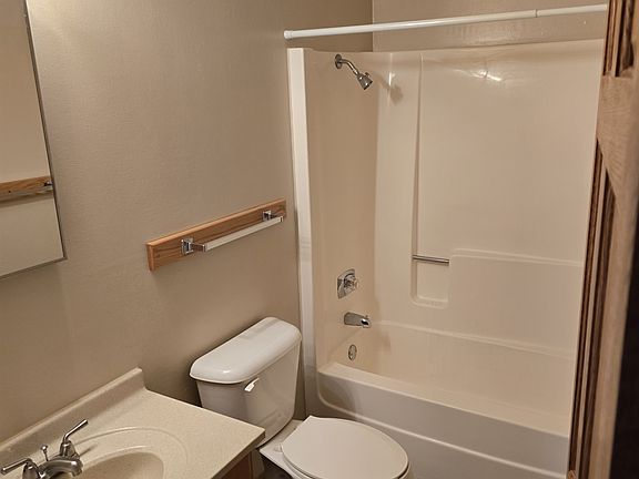 4th image of 1110 Highway 55 APT 201