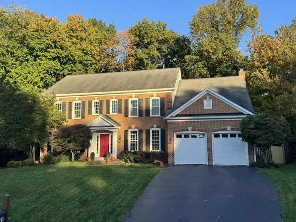 13478 Edge Rock Ct, Chantilly, VA 20151