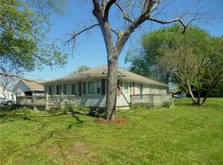 28890 Windsor Rd, Paola, KS 66071