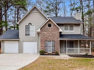 10906 Clearwater Dr, Hampton, GA 30228