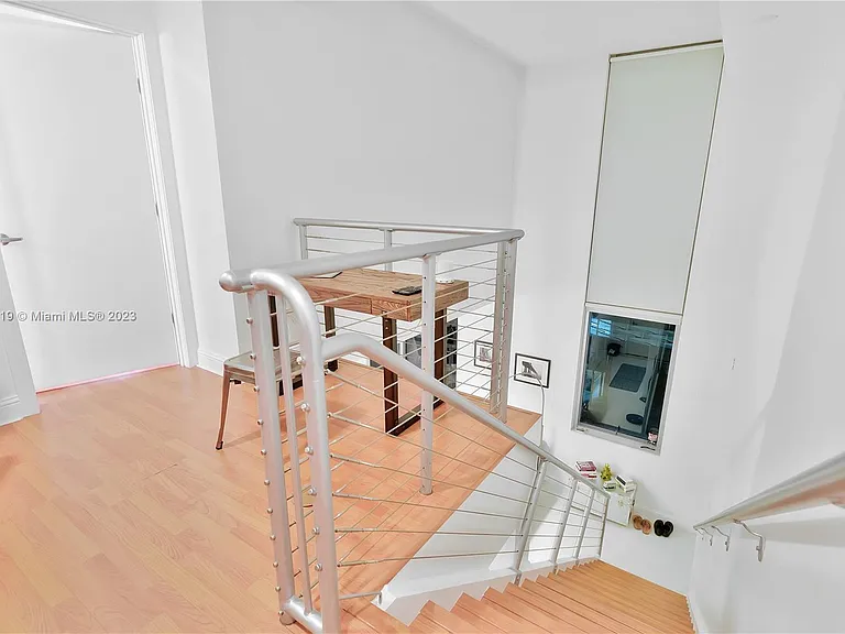 1060 Brickell Ave #405 — Photo 6