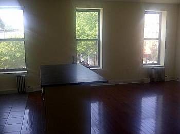 4th image of 65 Lafayette Ave