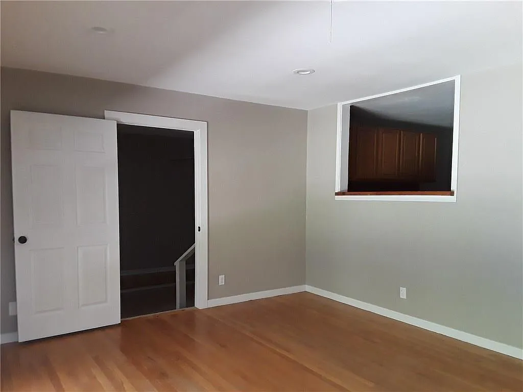 4 bed, 1505 sqft, $1,950 — Photo 3