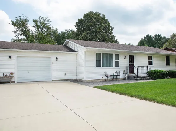 426 N Plainview St, Shell Rock, IA 50670