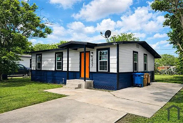 3 bed, $1,550 — Photo 2
