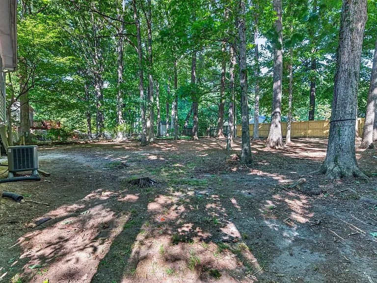 4725 Pennoak Rd — Photo 33