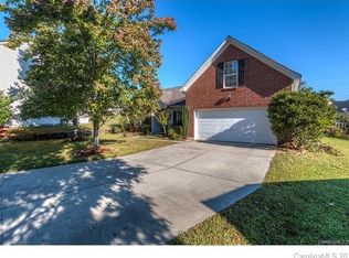 8455 Angwin Pl, Charlotte, NC 28262