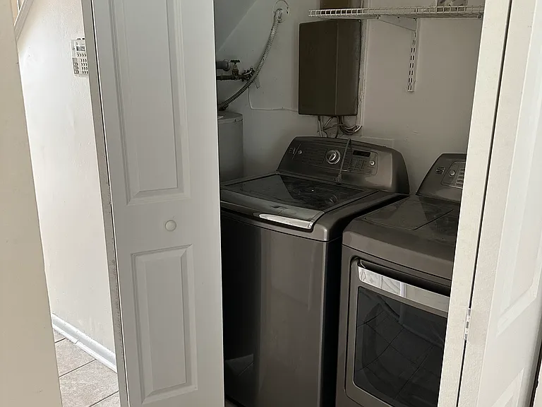 3876 Counselor Ln — Photo 4