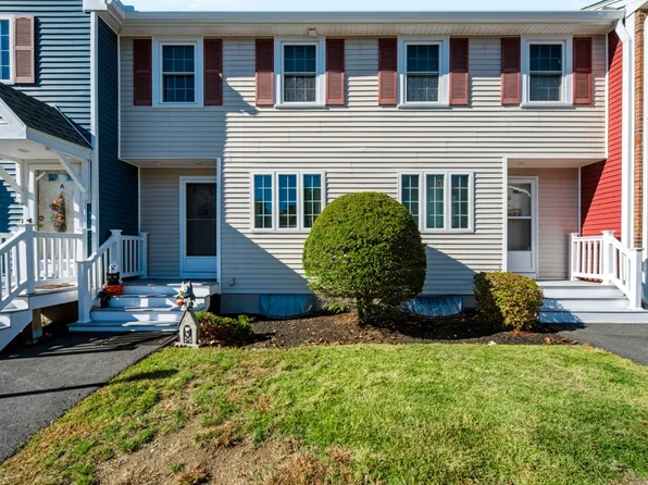 14 Fernwood Dr APT B, Leominster, MA 01453