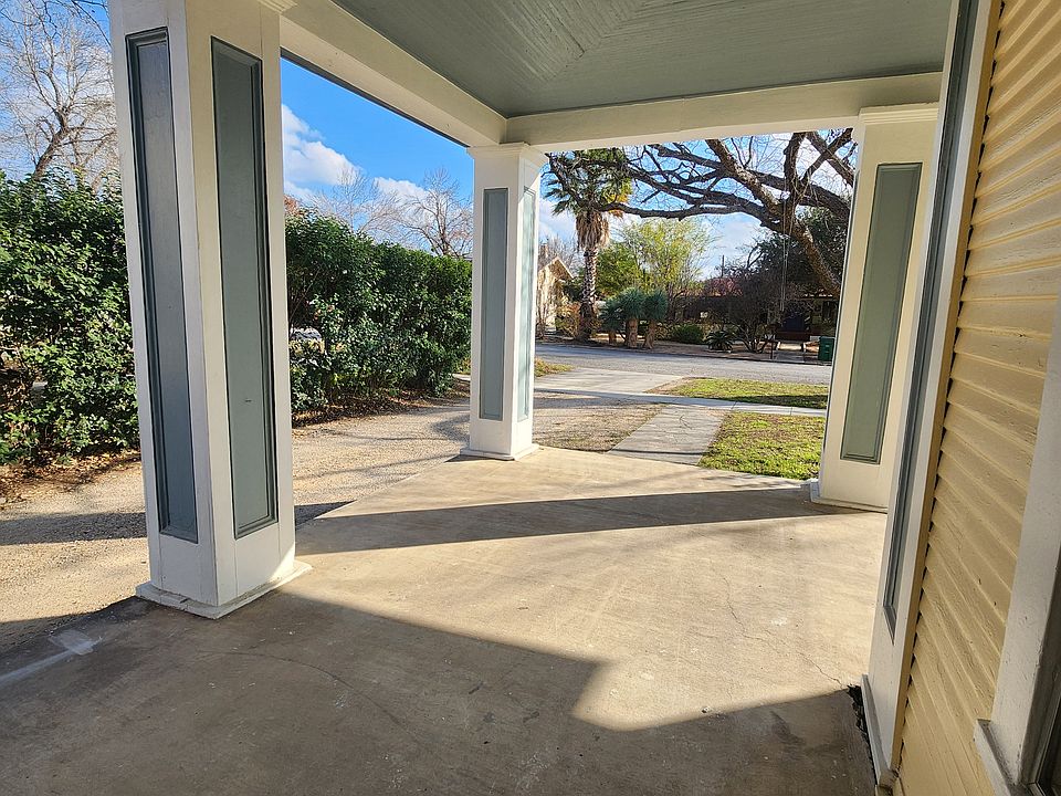 private porch entry
