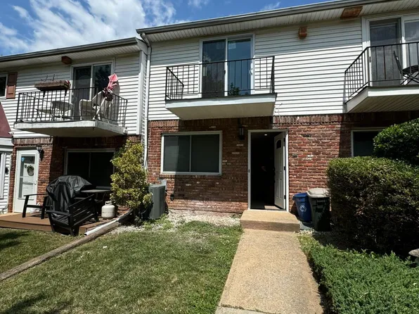 1730 Forest Hill Rd, Staten Island, NY 10314