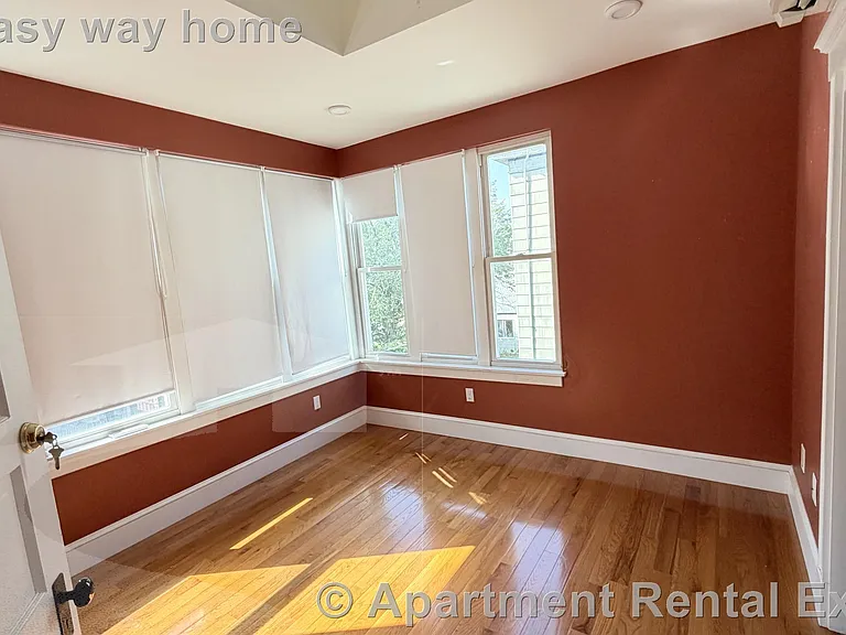 9 Ashland St — Photo 14