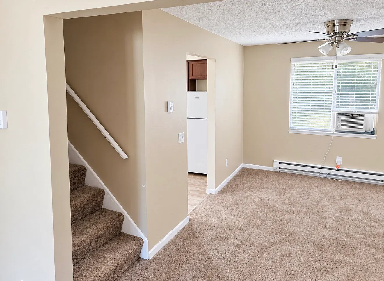 3 bed, 1500 sqft, $1,800 — Photo 4