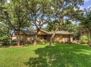 207 Phoenix Dr, Trophy Club, TX 76262