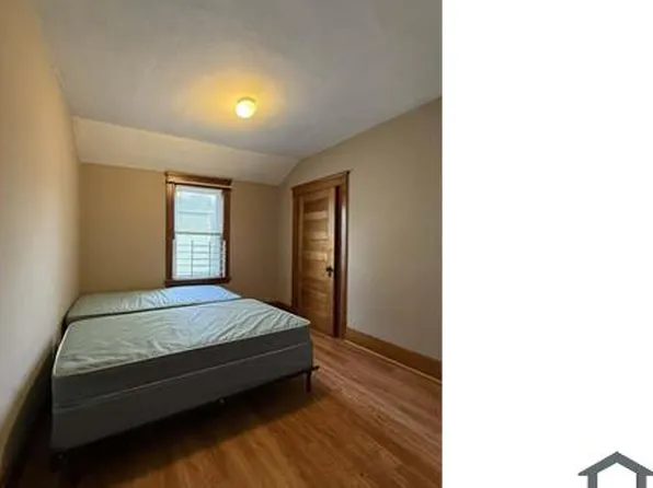 60 Lakewood St #1, Worcester, MA 01603