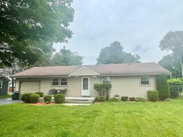 54 Belaire Dr, Horseheads, NY 14845