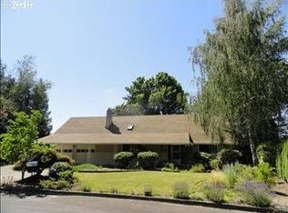 1306 NE Birchaire Ln, Hillsboro, OR 97124