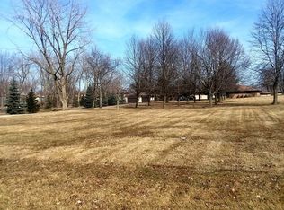 623 4th St, Lemont, IL 60439