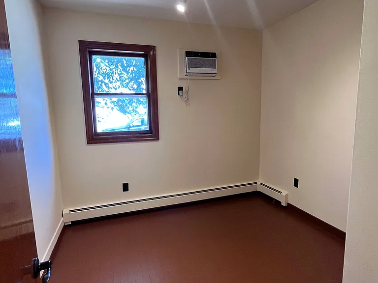 64 Clifton Blvd #1 — Photo 12