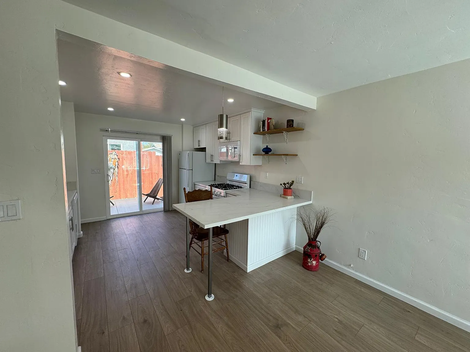324 S 49th St — Photo 3