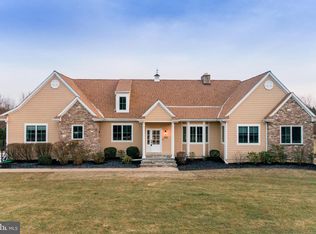 250 Pineville Rd, Newtown, PA 18940