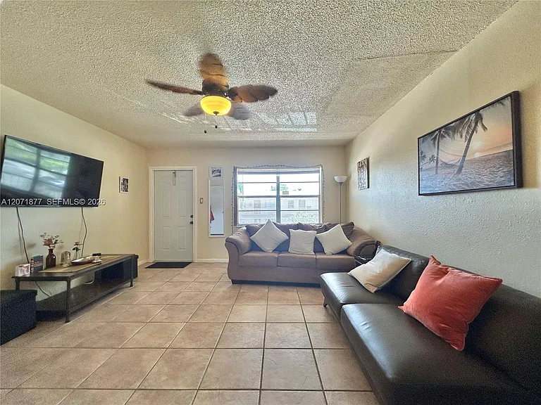 7305 NW 4th Pl #204 — Photo 3