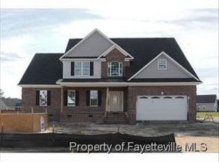 335 Cheswick Dr, Raeford, NC 28376