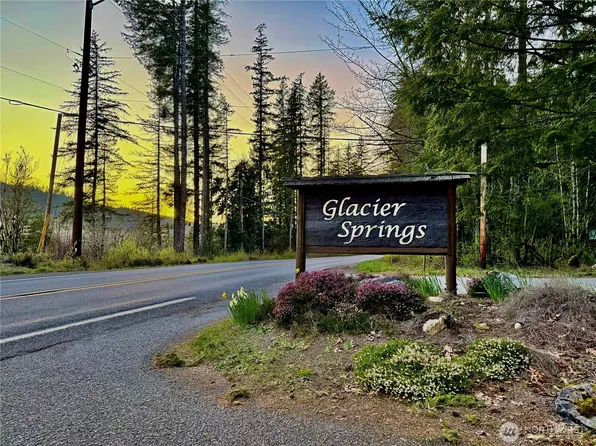 7546 Colleen Court, Glacier, WA 98244