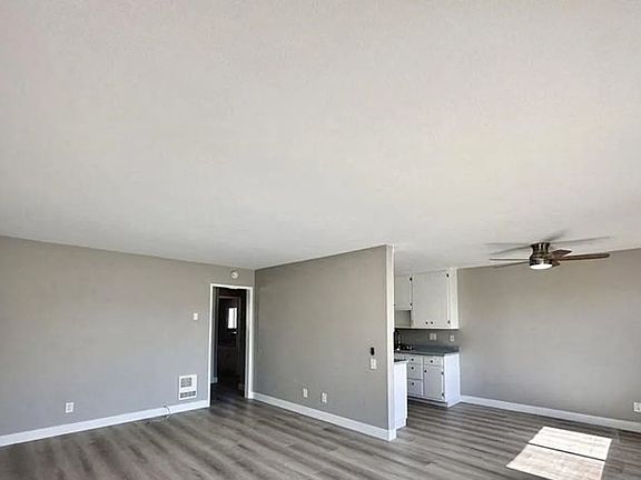 3rd image of 2215 Nelson Ave APT 105