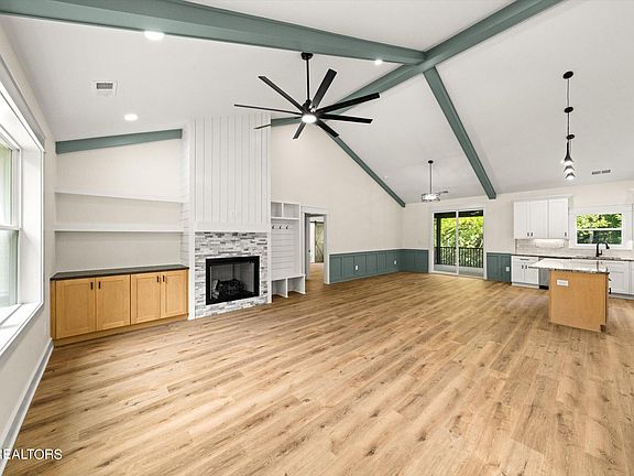 4th image of 103 Walela Ln